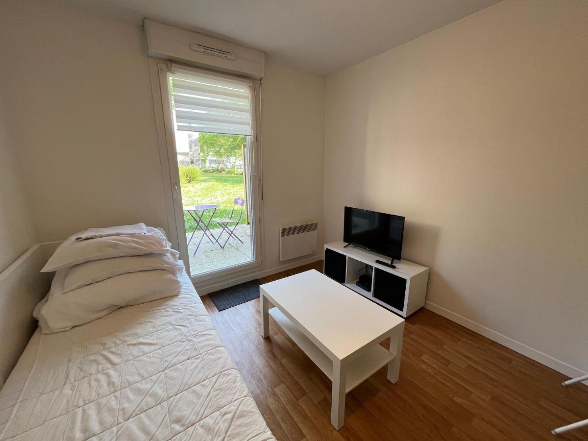 Acajou, Studio Avec Terrasse Et Parking Prive Caen Buitenkant foto